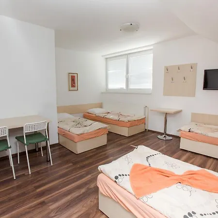 Hviezda * Bratislava